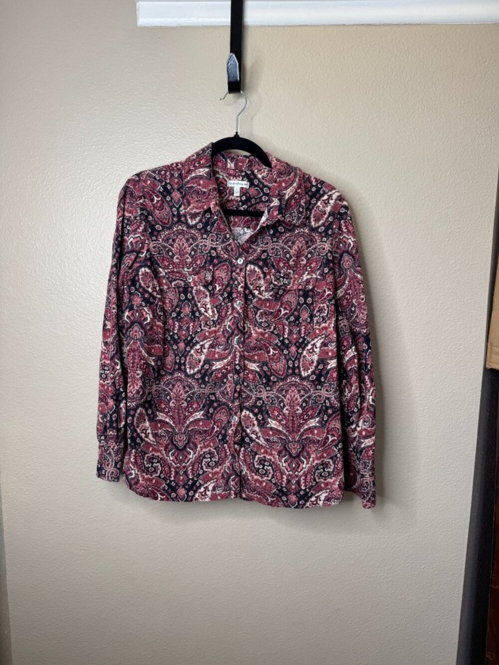 Croft & Barrow Womens Red Black Paisley Button-Up Long Sleeve Shirt L 100% Cotto
